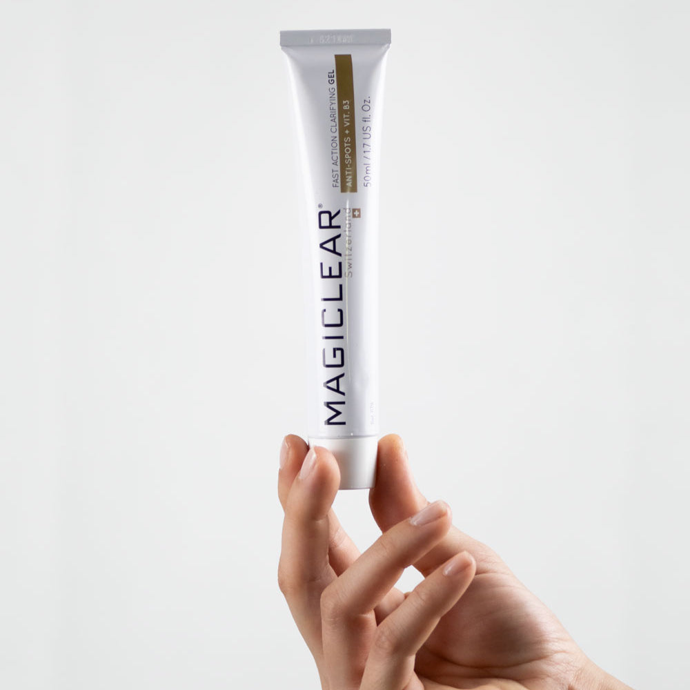 Clarifying skincare formula that reduces pigmentation, soothes, hydrates, smooths dark spots, and stimulates healthy cell renewal with anti-inflammatory and brightening ingredients."